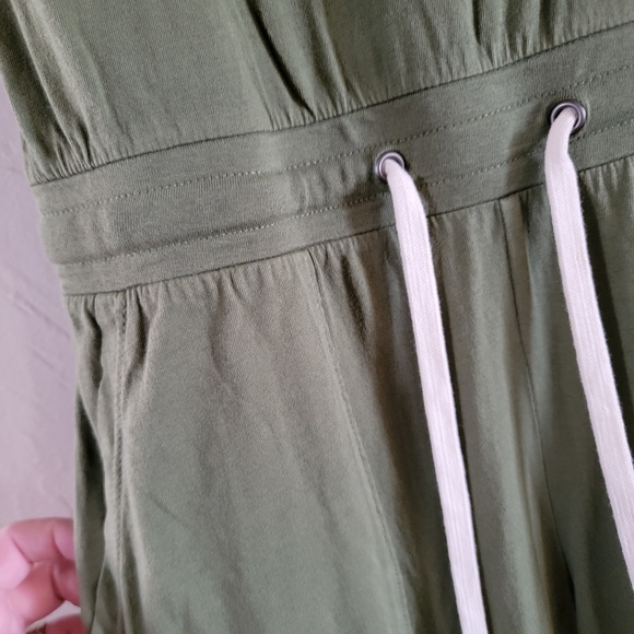 n: philanthropy green small jumpsuit - too small for me unfortuately - Picture 3 of 5